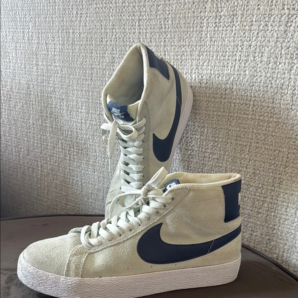 Nike high top